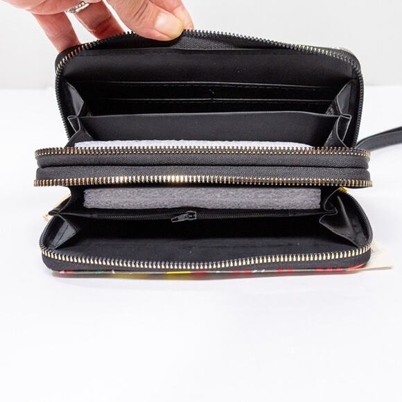 Women's Large Wallet PARK AVENUE Black Graffiti Roomy Wristlet Clutch - Picture 5 of 5